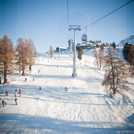 Sunny In For 10 Guests Chalet