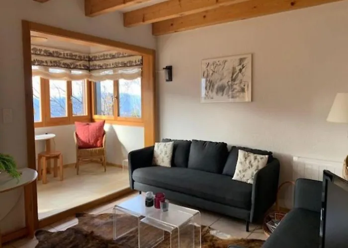 Sunny In For 10 Guests 木屋 *