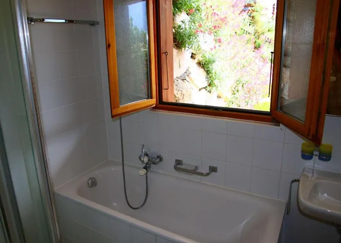 Sunny In For 10 Guests 维松纳