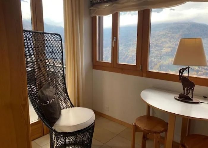 Sunny In For 10 Guests