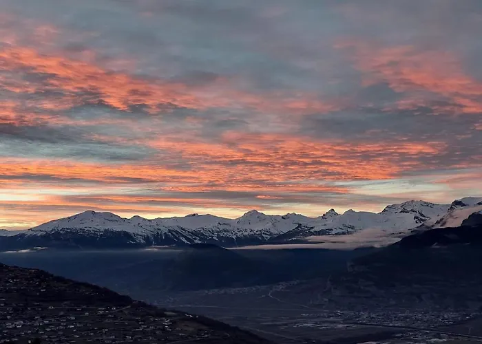 Sunny In For 10 Guests 木屋