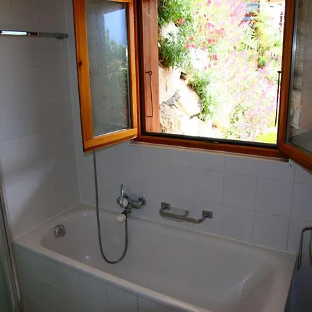 Sunny In For 10 Guests 维松纳