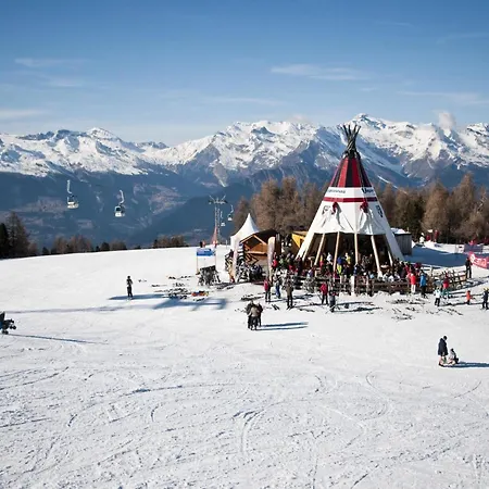 Sunny In For 10 Guests *